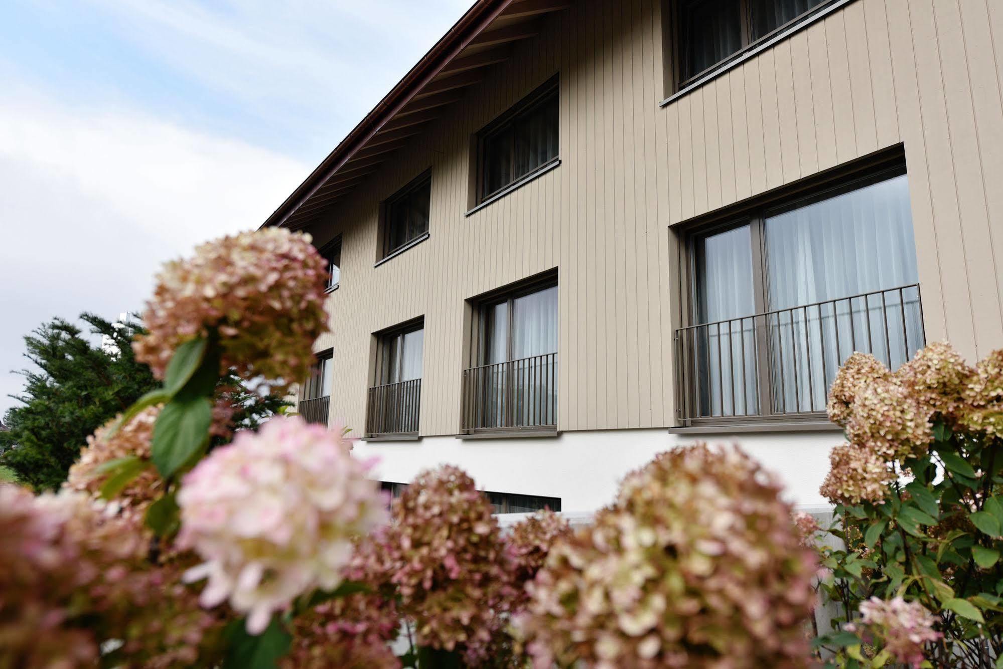 Landgasthof Kreuz - Der Zwischenstopp Mit Herz Auf Dem Weg In Den Suede 3* Kappel bei Olten